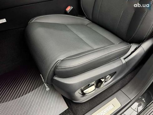 Lexus LX 2025 - фото 24