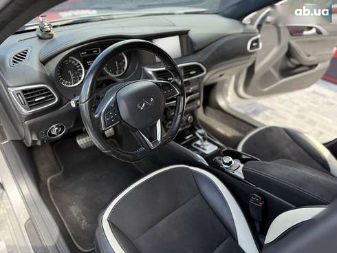 Infiniti Q30 2016 - фото 25
