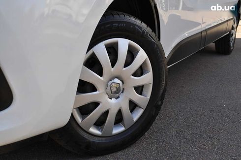 Renault Trafic 2019 - фото 10