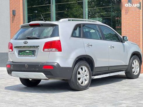 Kia Sorento 2010 - фото 12