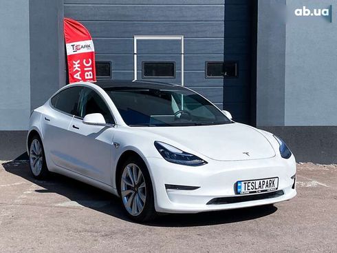 Tesla Model 3 2019 - фото 12