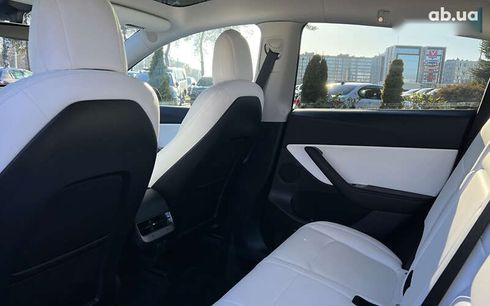 Tesla Model Y 2021 - фото 18