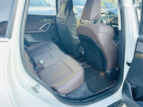 BMW iX1 2023 - фото 17