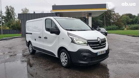 Renault Trafic 2020 - фото 13