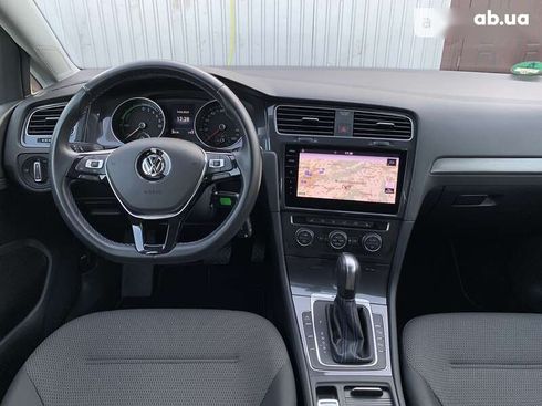 Volkswagen e-Golf 2020 - фото 22