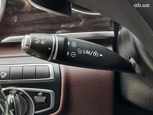 Mercedes-Benz V-Класс 2017 черный - фото 79