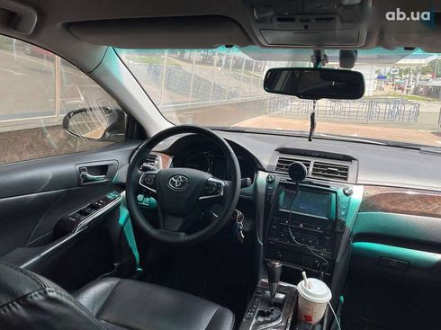 Toyota Camry 2015 - фото 11