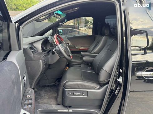 Toyota Alphard 2010 - фото 14