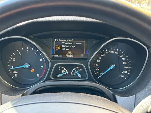 Ford Focus 2017 белый - фото 4