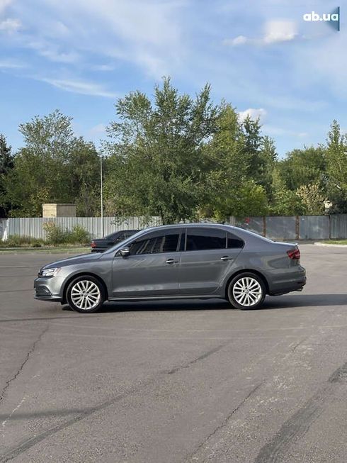 Volkswagen Jetta 2016 - фото 12