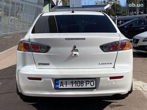 Mitsubishi Lancer 2016 - фото 6