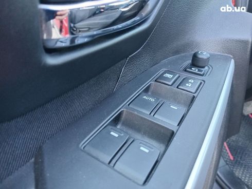 Suzuki SX4 2019 красный - фото 19