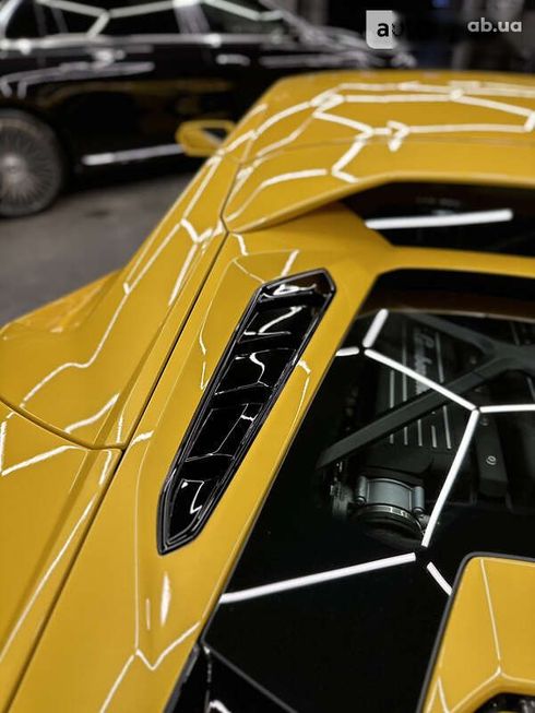 Lamborghini Huracan 2023 - фото 14