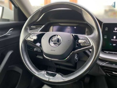 Skoda Octavia 2021 - фото 12