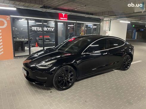 Tesla Model 3 2019 - фото 8