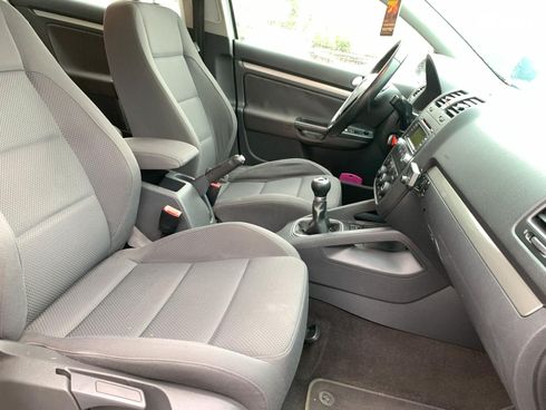 Volkswagen Golf 2005 серый - фото 86