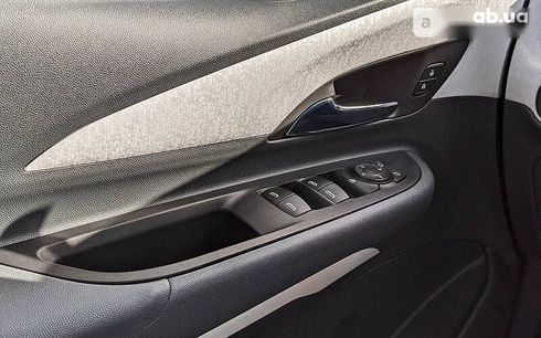 Chevrolet Bolt EV 2017 - фото 8