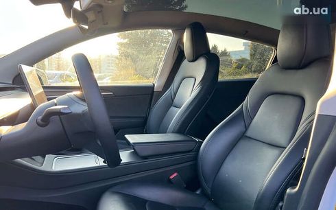 Tesla Model Y 2023 - фото 9