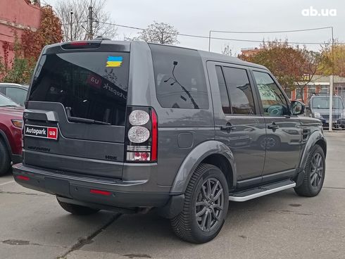 Land Rover Discovery 2016 серый - фото 14