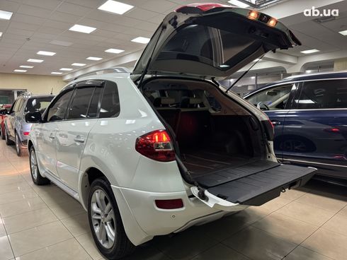Renault Koleos 2010 белый - фото 4