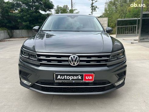 Volkswagen Tiguan 2017 серый - фото 2