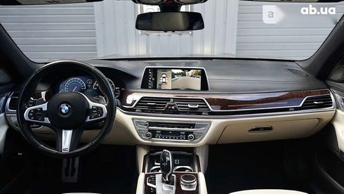 BMW 7 серия 2015 - фото 27