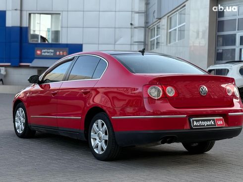 Volkswagen passat b6 2007 красный - фото 8