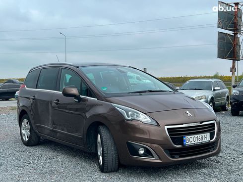 Peugeot 5008 2014 коричневый - фото 4
