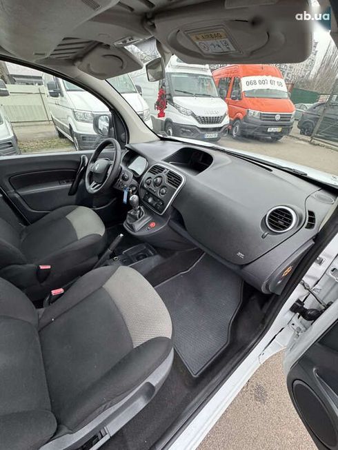 Renault Kangoo 2019 - фото 18