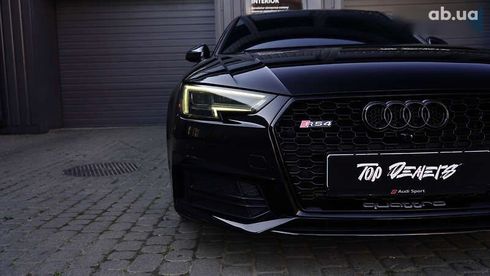 Audi A4 2018 - фото 7