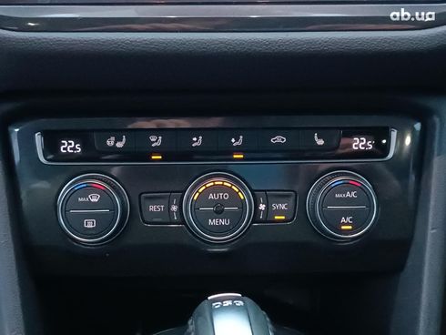 Volkswagen Tiguan 2018 белый - фото 28