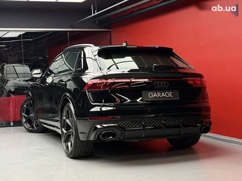 Audi RS Q8 2025 - фото 21