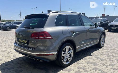 Volkswagen Touareg 2017 - фото 8