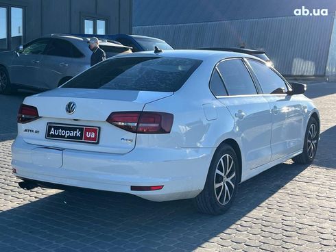 Volkswagen Jetta 2016 белый - фото 24
