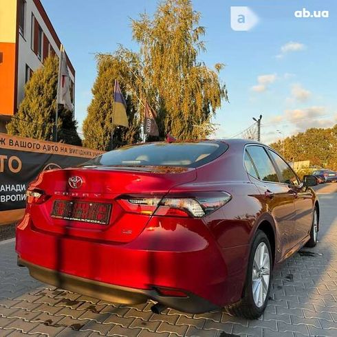 Toyota Camry 2023 - фото 4