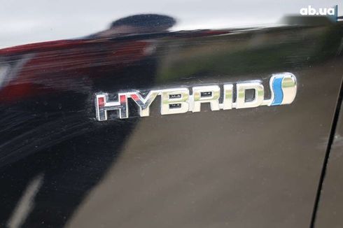 Toyota Prius 2016 - фото 9