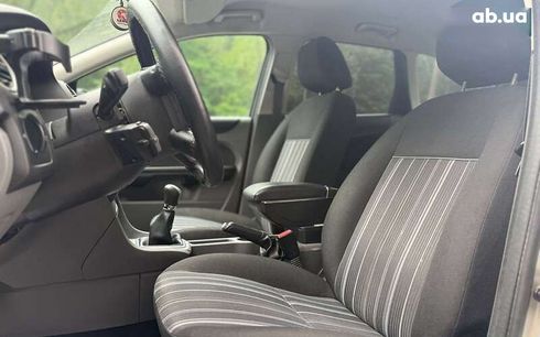 Ford Focus 2009 - фото 10