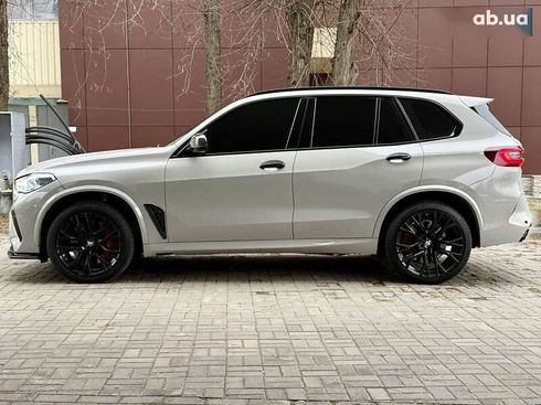 BMW X5 M 2021 - фото 20