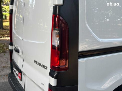 Renault Trafic 2018 белый - фото 27
