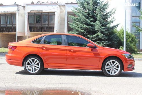 Volkswagen Jetta 2018 - фото 8