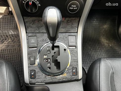 Suzuki Grand Vitara 2010 белый - фото 18