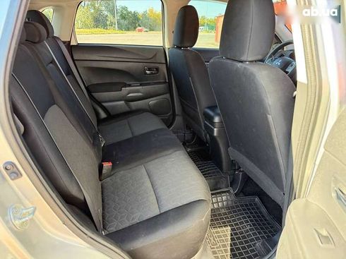 Mitsubishi Outlander 2019 - фото 27
