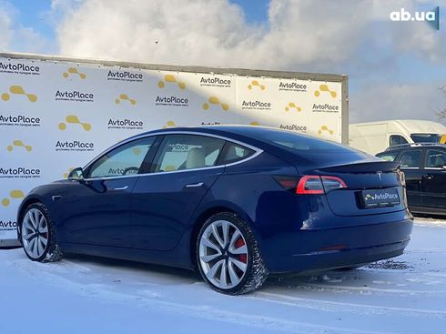 Tesla Model 3 2019 - фото 6