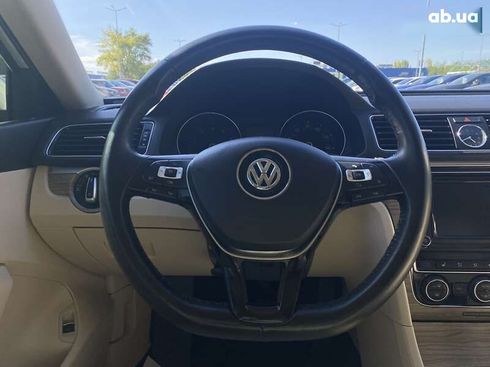 Volkswagen Passat 2016 - фото 19