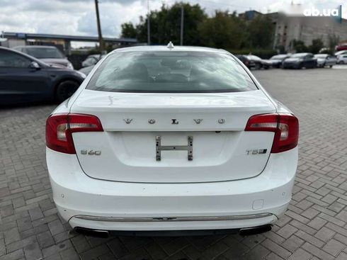 Volvo S60 2015 - фото 7