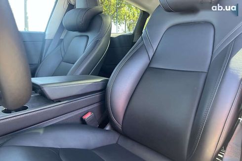 Tesla Model Y 2023 - фото 11