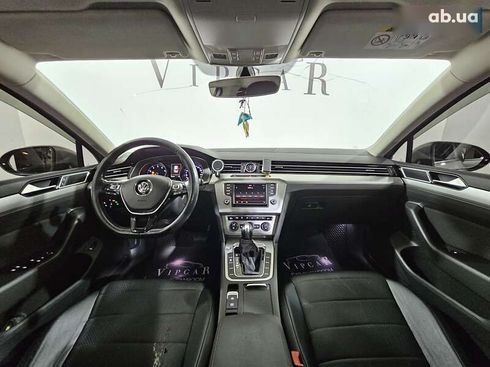 Volkswagen Passat 2015 - фото 18