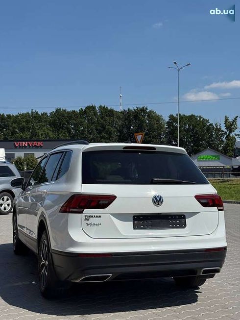 Volkswagen Tiguan 2018 - фото 3