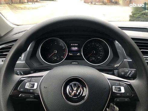 Volkswagen Tiguan 2021 - фото 11