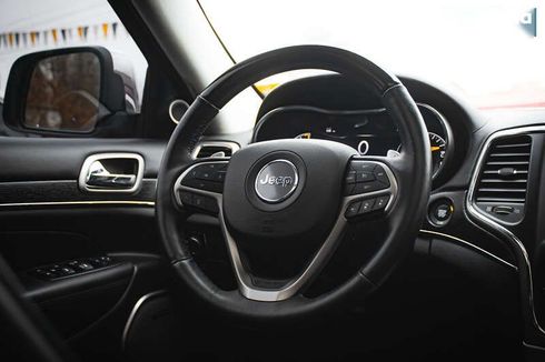Jeep Grand Cherokee 2017 - фото 17